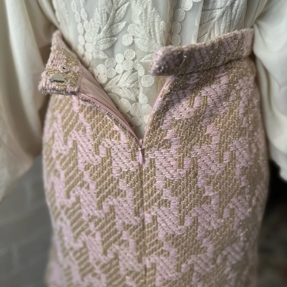 Vintage Peggy Jennings Pink and Gold Houndstooth Tweed Skirt